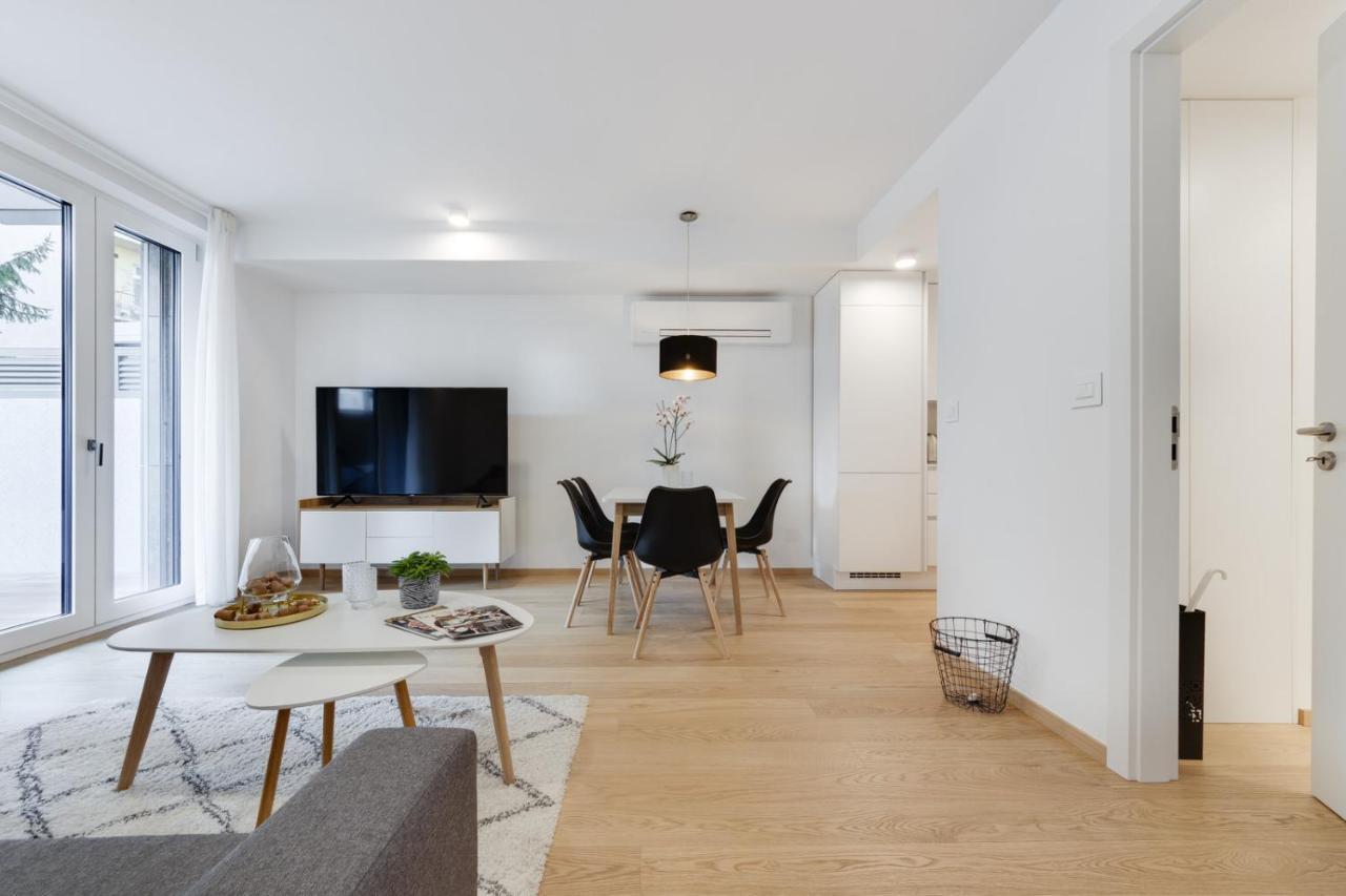 Central Apartment With Private Garage Lublaň Exteriér fotografie