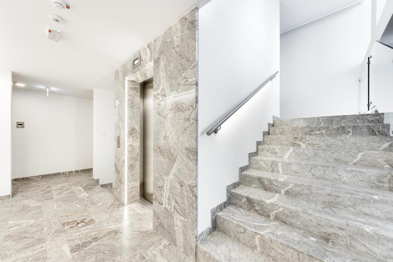 Central Apartment With Private Garage Lublaň Exteriér fotografie