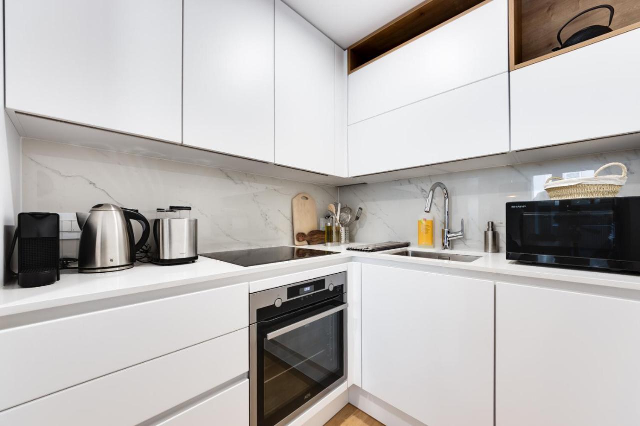 Central Apartment With Private Garage Lublaň Exteriér fotografie